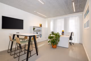 4 Person Private Office