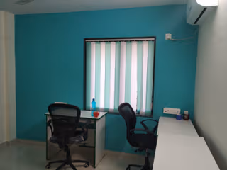 5 Person Coworking Desk
