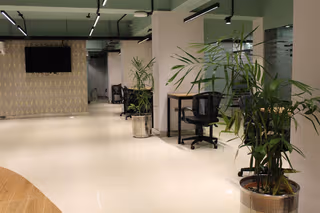 1 Person Coworking Desk