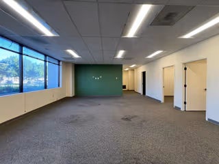 4 Person Private Office