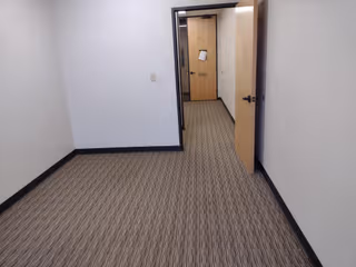4 Person Private Office