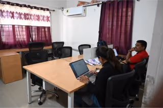 5 Person Private Office
