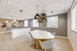 5 Person Private Office