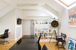 18 Person Private Office