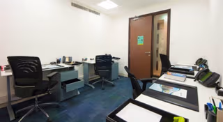 4 Person Coworking Desk