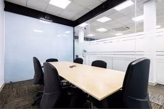 10 Person Private Office