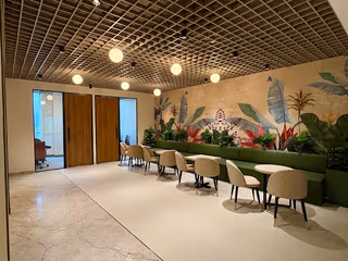 4 Person Coworking Desk