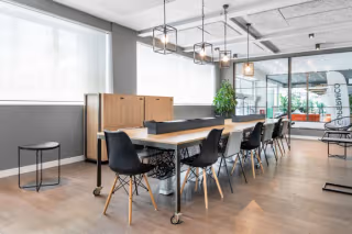 15 Person Private Office