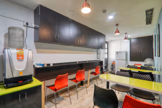 25 Person Private Office