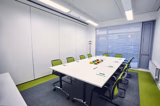 10 Person Private Office