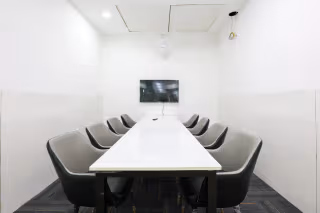 7 Person Private Office