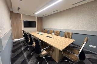 20 Person Private Office