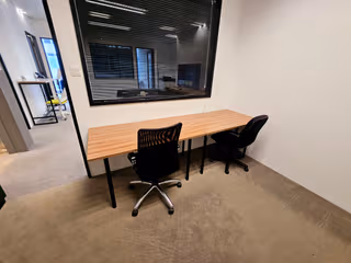 4 Person Private Office