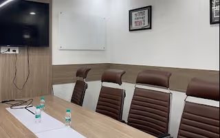 1 Person Coworking Desk