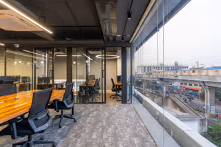 5 Person Private Office