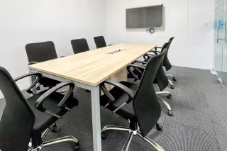 4 Person Coworking Desk