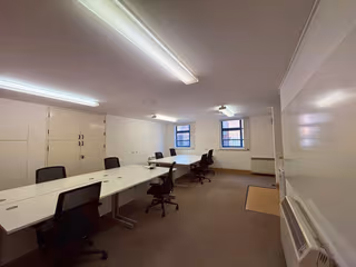 8 Person Private Office