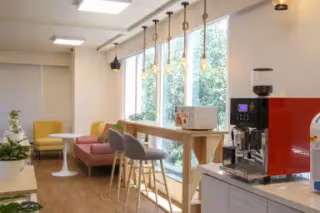 200 Person Private Office