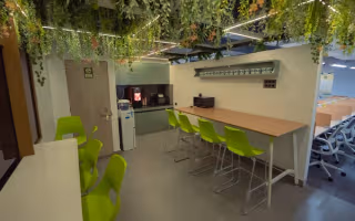 1 Person Coworking Desk