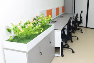 5 Person Coworking Desk
