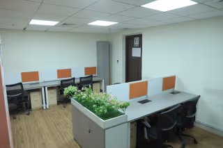 1 Person Coworking Desk