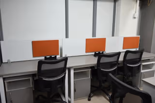 7 Person Coworking Desk