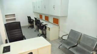 5 Person Coworking Desk