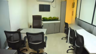 1 Person Coworking Desk