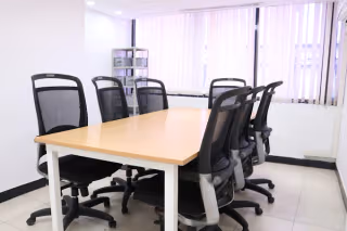 3 Person Coworking Desk
