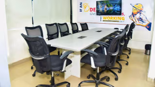 7 Person Coworking Desk