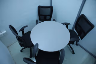 5 Person Coworking Desk
