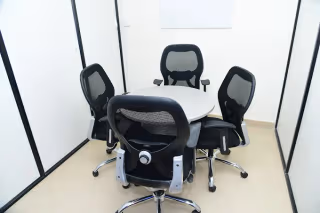 4 Person Coworking Desk