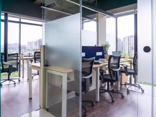 6 Person Coworking Desk