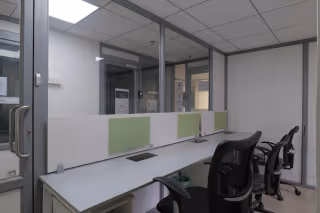 1 Person Coworking Desk