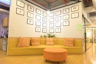 1 Person Coworking Desk