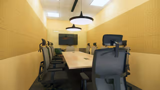 6 Person Coworking Desk