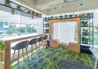 150 Person Private Office