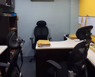 1 Person Coworking Desk