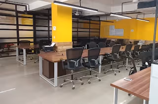 1 Person Coworking Desk