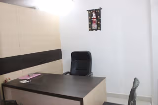 10 Person Coworking Desk