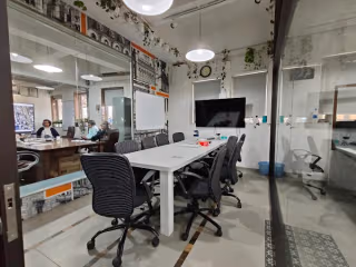 1 Person Coworking Desk