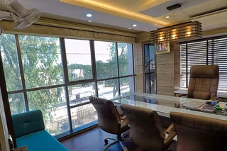 100 Person Private Office
