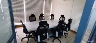 4 Person Coworking Desk