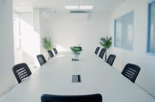 6 Person Coworking Desk