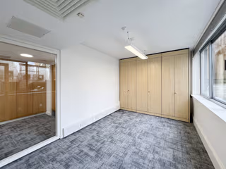 30 Person Managed Space
