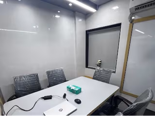 4 Person Coworking Desk