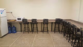 6 Person Coworking Desk