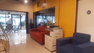 10 Person Coworking Desk