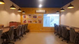 1 Person Coworking Desk