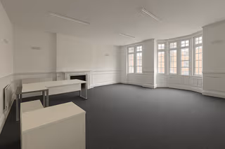 4 Person Private Office